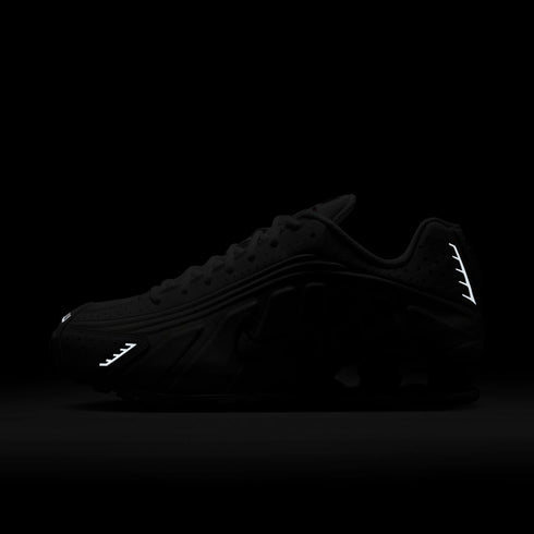 NIKE Shox R4 Mens Sneakers